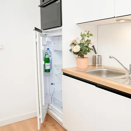 Apartament Modern 1br & 1lr 15-min Walk To Rabot
